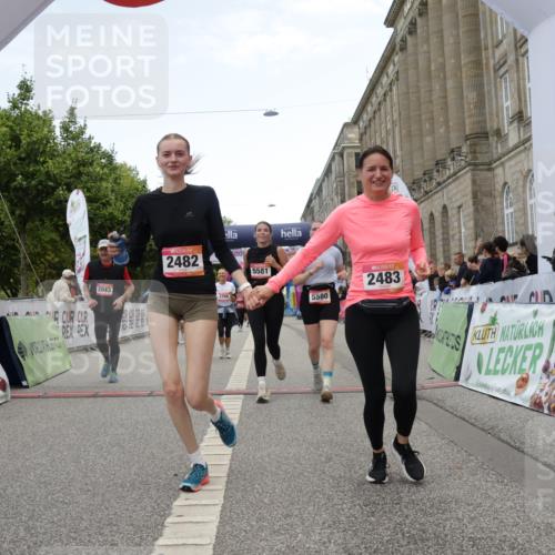 06.09.2026 - CURREX Alsterlauf Yannick Fuchs http://msf.ph/oto/10226677 06.09.2026 10:20:05 Ziel 2031, 2043, 2482, 2483, 3769, 3926, 4270, 4610, 4767, 5580, 5581 meine-sportfotos.de
