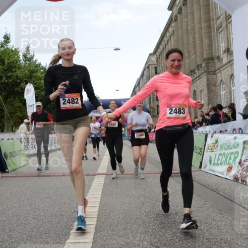 06.09.2026 - CURREX Alsterlauf Yannick Fuchs http://msf.ph/oto/10226678 06.09.2026 10:20:06 Ziel 2031, 2043, 2482, 2483, 3769, 3926, 4270, 4610, 4724, 4767, 5580, 5581 meine-sportfotos.de