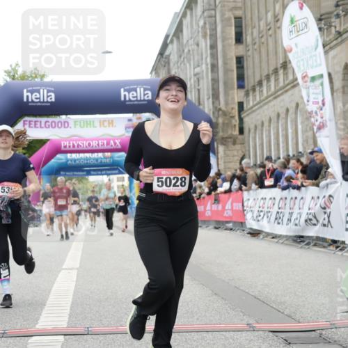 06.09.2026 - CURREX Alsterlauf Yannick Fuchs http://msf.ph/oto/10226720 06.09.2026 10:20:16 Ziel 2995, 3204, 3308, 4724, 5028, 5350 meine-sportfotos.de