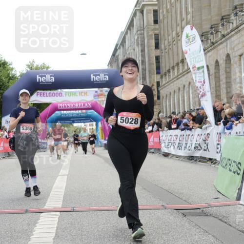 06.09.2026 - CURREX Alsterlauf Yannick Fuchs http://msf.ph/oto/10226721 06.09.2026 10:20:16 Ziel 2995, 3204, 3308, 4724, 5028, 5350 meine-sportfotos.de