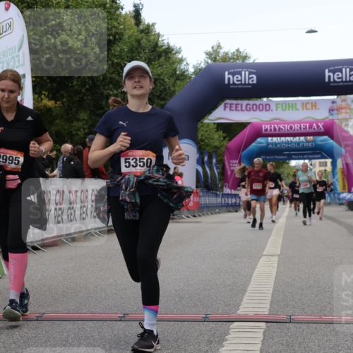 06.09.2026 - CURREX Alsterlauf Yannick Fuchs http://msf.ph/oto/10226724 06.09.2026 10:20:17 Ziel 2995, 3204, 3308, 4724, 5028, 5350 meine-sportfotos.de