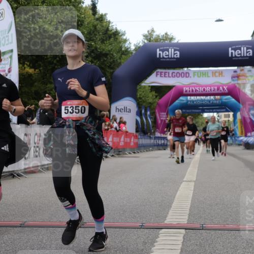 06.09.2026 - CURREX Alsterlauf Yannick Fuchs http://msf.ph/oto/10226725 06.09.2026 10:20:18 Ziel 2995, 3204, 3308, 4724, 5028, 5350 meine-sportfotos.de