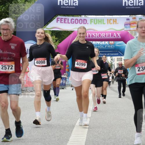 06.09.2026 - CURREX Alsterlauf Yannick Fuchs http://msf.ph/oto/10226750 06.09.2026 10:20:24 Ziel 2366, 2572, 2995, 4098, 4099, 4609, 5350 meine-sportfotos.de
