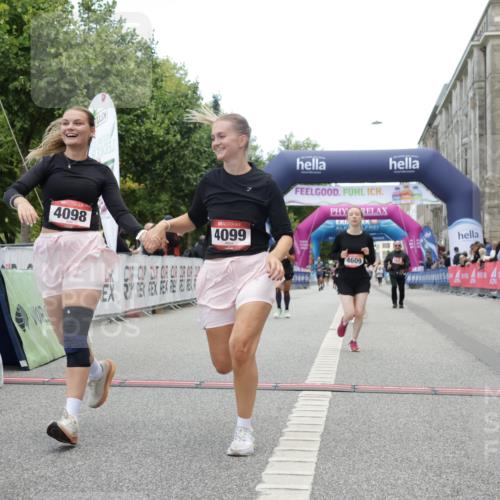 06.09.2026 - CURREX Alsterlauf Yannick Fuchs http://msf.ph/oto/10226760 06.09.2026 10:20:27 Ziel 2366, 2572, 4098, 4099, 4609, 5305, 6413 meine-sportfotos.de