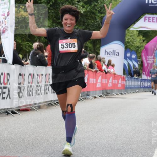 06.09.2026 - CURREX Alsterlauf Yannick Fuchs http://msf.ph/oto/10226776 06.09.2026 10:20:31 Ziel 2366, 2572, 3026, 4098, 4099, 4609, 4635, 5305, 6413 meine-sportfotos.de