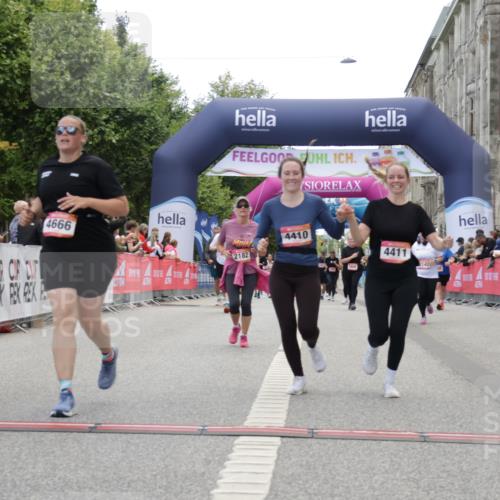06.09.2026 - CURREX Alsterlauf Yannick Fuchs http://msf.ph/oto/10226837 06.09.2026 10:20:50 Ziel 2182, 4171, 4410, 4411, 4666, 5336, 5337, 6177, 6389, 6459 meine-sportfotos.de