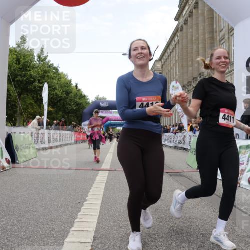 06.09.2026 - CURREX Alsterlauf Yannick Fuchs http://msf.ph/oto/10226850 06.09.2026 10:20:52 Ziel 2146, 2182, 4171, 4410, 4411, 4666, 5180, 5336, 5337, 6177 meine-sportfotos.de