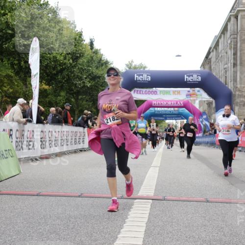 06.09.2026 - CURREX Alsterlauf Yannick Fuchs http://msf.ph/oto/10226855 06.09.2026 10:20:54 Ziel 2146, 2182, 2885, 4410, 4411, 4666, 5180 meine-sportfotos.de