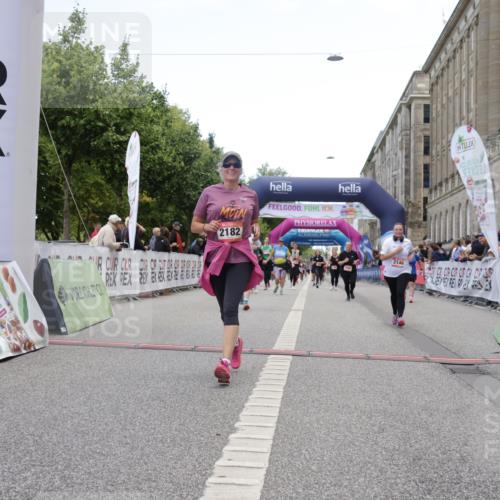 06.09.2026 - CURREX Alsterlauf Yannick Fuchs http://msf.ph/oto/10226857 06.09.2026 10:20:54 Ziel 2146, 2182, 2885, 4410, 4411, 4666, 5180 meine-sportfotos.de