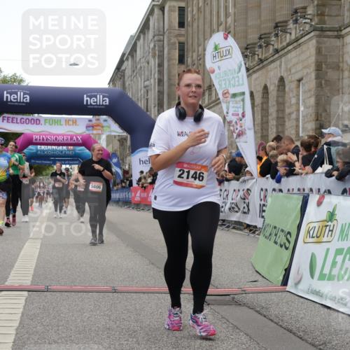 06.09.2026 - CURREX Alsterlauf Yannick Fuchs http://msf.ph/oto/10226866 06.09.2026 10:20:57 Ziel 2146, 2182, 2885, 4410, 4411, 4666, 5180, 5806, 6403, 6404 meine-sportfotos.de