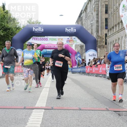 06.09.2026 - CURREX Alsterlauf Yannick Fuchs http://msf.ph/oto/10226873 06.09.2026 10:20:58 Ziel 2146, 2182, 2885, 4410, 4411, 4666, 5136, 5180, 5806, 6403, 6404 meine-sportfotos.de