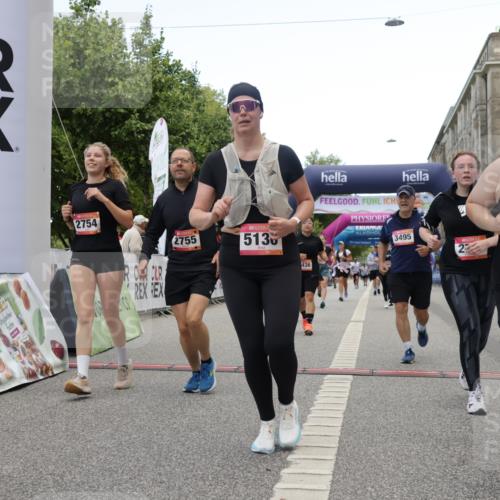 06.09.2026 - CURREX Alsterlauf Yannick Fuchs http://msf.ph/oto/10226898 06.09.2026 10:21:05 Ziel 2754, 2755, 2757, 2885, 3406, 3495, 3579, 4436, 4562, 5136, 5562, 5806, 6403, 6404 meine-sportfotos.de