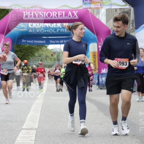 06.09.2026 - CURREX Alsterlauf Yannick Fuchs http://msf.ph/oto/10226934 06.09.2026 10:23:08 Ziel 2987, 4093, 4094, 6225, 6387 meine-sportfotos.de