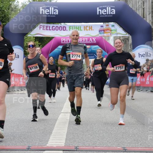 06.09.2026 - CURREX Alsterlauf Yannick Fuchs http://msf.ph/oto/10226942 06.09.2026 10:22:42 Ziel 2751, 2774, 4903, 5289, 5358, 5563, 8119 meine-sportfotos.de