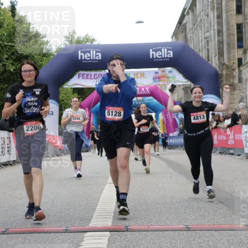 06.09.2026 - CURREX Alsterlauf Yannick Fuchs http://msf.ph/oto/10226965 06.09.2026 10:22:57 Ziel 2206, 2243, 2490, 3275, 3288, 4813, 5128 meine-sportfotos.de
