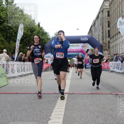 06.09.2026 - CURREX Alsterlauf Yannick Fuchs http://msf.ph/oto/10226970 06.09.2026 10:22:57 Ziel 2206, 2243, 2490, 3275, 3288, 4813, 5128 meine-sportfotos.de