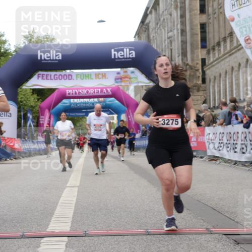 06.09.2026 - CURREX Alsterlauf Yannick Fuchs http://msf.ph/oto/10226979 06.09.2026 10:23:00 Ziel 2206, 2490, 3275, 4813, 5128, 6225 meine-sportfotos.de