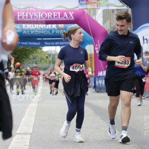 06.09.2026 - CURREX Alsterlauf Yannick Fuchs http://msf.ph/oto/10227002 06.09.2026 10:23:08 Ziel 2987, 4093, 4094, 6225, 6387 meine-sportfotos.de