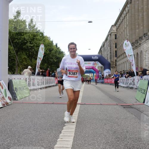 06.09.2026 - CURREX Alsterlauf Yannick Fuchs http://msf.ph/oto/10227018 06.09.2026 10:23:14 Ziel 2945, 2987, 4093, 4094, 4918, 5980, 6387 meine-sportfotos.de