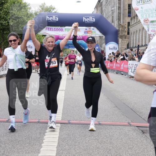 06.09.2026 - CURREX Alsterlauf Yannick Fuchs http://msf.ph/oto/10227061 06.09.2026 10:23:34 Ziel 2591, 2592, 2593, 2939, 3118, 3424, 4122, 4303, 5479, 5754 meine-sportfotos.de