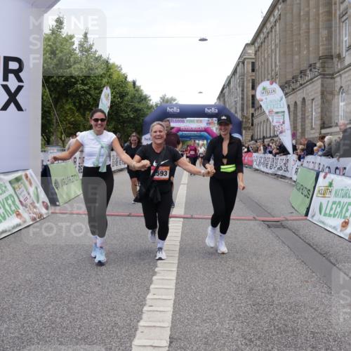 06.09.2026 - CURREX Alsterlauf Yannick Fuchs http://msf.ph/oto/10227067 06.09.2026 10:23:35 Ziel 2591, 2592, 2593, 2939, 3118, 3424, 4122, 4303, 5479, 5754, 8144 meine-sportfotos.de