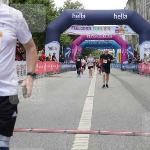 06.09.2026 - CURREX Alsterlauf Yannick Fuchs http://msf.ph/oto/10227115 06.09.2026 10:23:48 Ziel 3578, 3582, 4450, 4659, 6090 meine-sportfotos.de