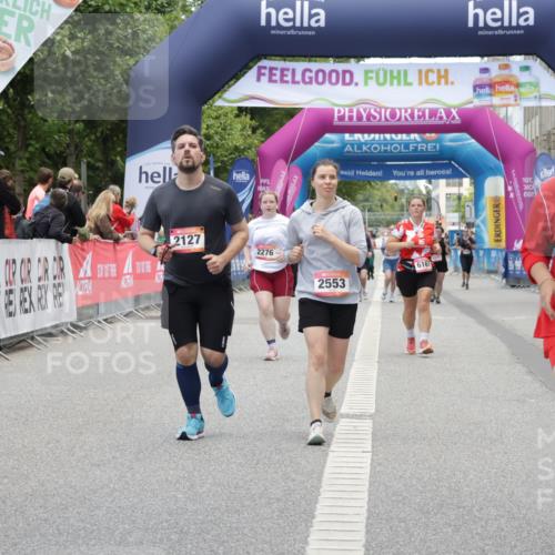 06.09.2026 - CURREX Alsterlauf Yannick Fuchs http://msf.ph/oto/10227122 06.09.2026 10:23:56 Ziel 2127, 2152, 2553, 5817 meine-sportfotos.de