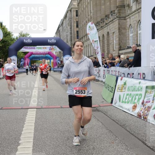 06.09.2026 - CURREX Alsterlauf Yannick Fuchs http://msf.ph/oto/10227133 06.09.2026 10:24:00 Ziel 2127, 2152, 2276, 2553, 5817, 6167 meine-sportfotos.de