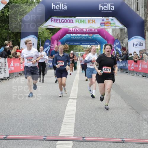 06.09.2026 - CURREX Alsterlauf Yannick Fuchs http://msf.ph/oto/10227157 06.09.2026 10:24:07 Ziel 2276, 2726, 2924, 4271, 5035, 6167 meine-sportfotos.de