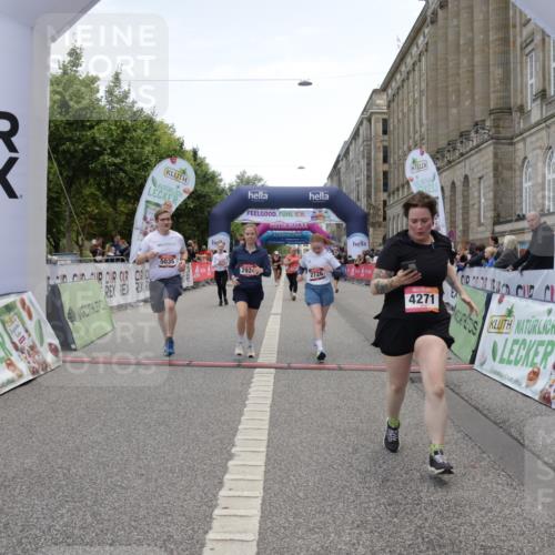 06.09.2026 - CURREX Alsterlauf Yannick Fuchs http://msf.ph/oto/10227165 06.09.2026 10:24:09 Ziel 2276, 2726, 2924, 3183, 3185, 4271, 5035, 6167 meine-sportfotos.de