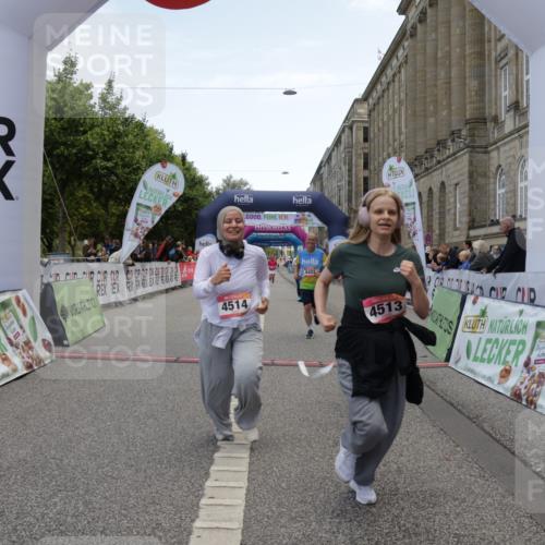 06.09.2026 - CURREX Alsterlauf Yannick Fuchs http://msf.ph/oto/10227189 06.09.2026 10:24:18 Ziel 2393, 3183, 3185, 3856, 3965, 4513, 4514, 5732, 6422 meine-sportfotos.de