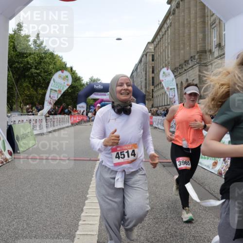 06.09.2026 - CURREX Alsterlauf Yannick Fuchs http://msf.ph/oto/10227192 06.09.2026 10:24:18 Ziel 2393, 3183, 3185, 3856, 3965, 4513, 4514, 5732, 6422 meine-sportfotos.de