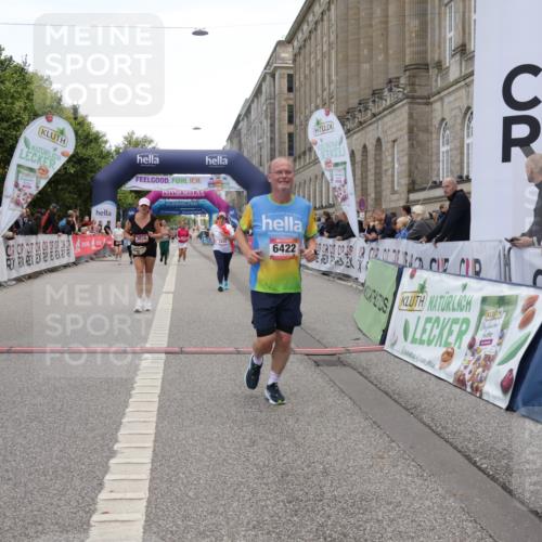 06.09.2026 - CURREX Alsterlauf Yannick Fuchs http://msf.ph/oto/10227196 06.09.2026 10:24:20 Ziel 2393, 3183, 3185, 3856, 3965, 4513, 4514, 5732, 6422 meine-sportfotos.de