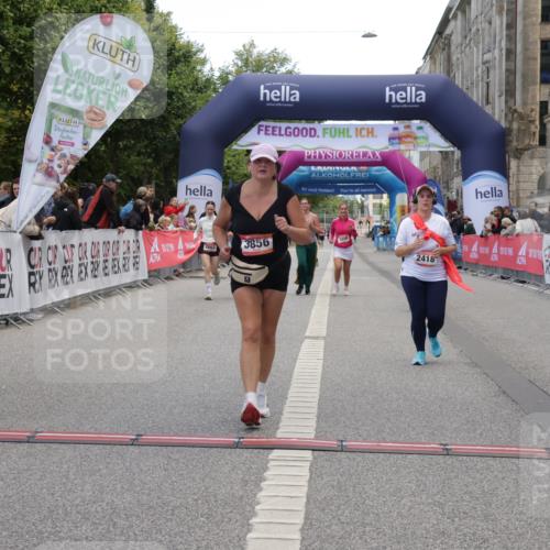 06.09.2026 - CURREX Alsterlauf Yannick Fuchs http://msf.ph/oto/10227201 06.09.2026 10:24:22 Ziel 2393, 2662, 3856, 3965, 4513, 4514, 5604, 5732, 6422 meine-sportfotos.de