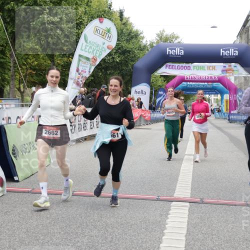 06.09.2026 - CURREX Alsterlauf Yannick Fuchs http://msf.ph/oto/10227214 06.09.2026 10:24:26 Ziel 2662, 3856, 3899, 3900, 5604, 5842, 6422 meine-sportfotos.de