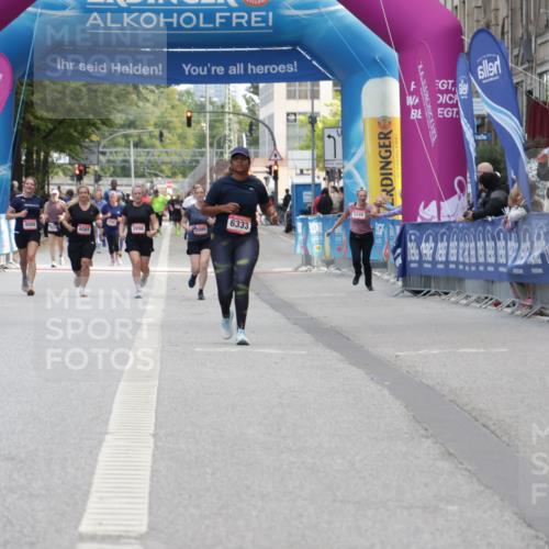 06.09.2026 - CURREX Alsterlauf Yannick Fuchs http://msf.ph/oto/10227277 06.09.2026 10:25:08 Ziel 4384 meine-sportfotos.de