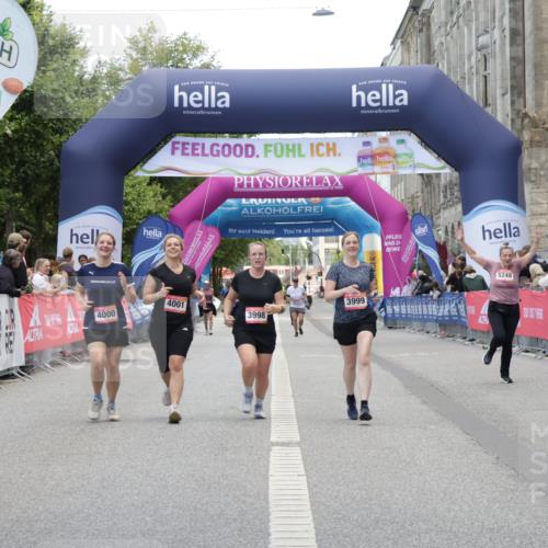 06.09.2026 - CURREX Alsterlauf Yannick Fuchs http://msf.ph/oto/10227290 06.09.2026 10:25:25 Ziel 3998, 3999, 4000, 4001, 5248, 6333 meine-sportfotos.de