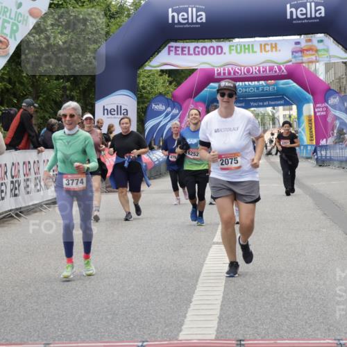 06.09.2026 - CURREX Alsterlauf Yannick Fuchs http://msf.ph/oto/10227312 06.09.2026 10:25:43 Ziel 2075, 3774, 4258, 6202, 6252 meine-sportfotos.de