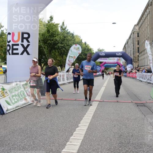 06.09.2026 - CURREX Alsterlauf Yannick Fuchs http://msf.ph/oto/10227335 06.09.2026 10:25:51 Ziel 2075, 2635, 2636, 3297, 3774, 4258, 4794, 5409, 6202, 6252, 6325 meine-sportfotos.de