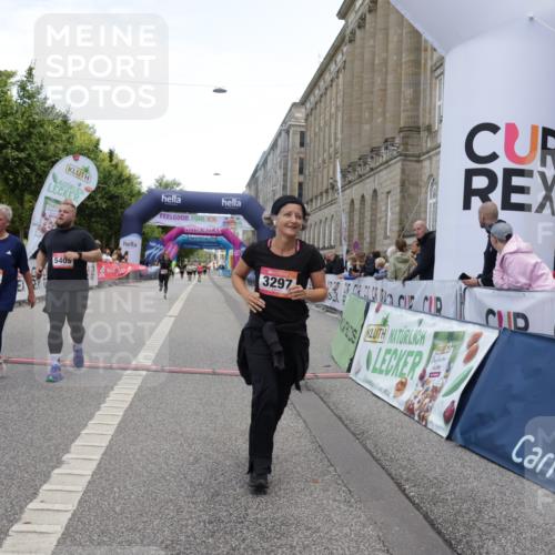 06.09.2026 - CURREX Alsterlauf Yannick Fuchs http://msf.ph/oto/10227343 06.09.2026 10:25:53 Ziel 2635, 2636, 3297, 4258, 4794, 5083, 5409, 6202, 6252, 6325 meine-sportfotos.de