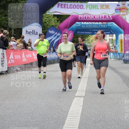 06.09.2026 - CURREX Alsterlauf Yannick Fuchs http://msf.ph/oto/10227374 06.09.2026 10:26:08 Ziel 2439, 2468 meine-sportfotos.de