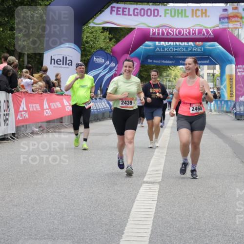 06.09.2026 - CURREX Alsterlauf Yannick Fuchs http://msf.ph/oto/10227375 06.09.2026 10:26:08 Ziel 2439, 2468 meine-sportfotos.de