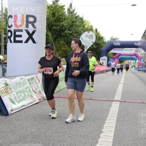 06.09.2026 - CURREX Alsterlauf Yannick Fuchs http://msf.ph/oto/10227394 06.09.2026 10:26:15 Ziel 2439, 2468, 4170, 5944 meine-sportfotos.de