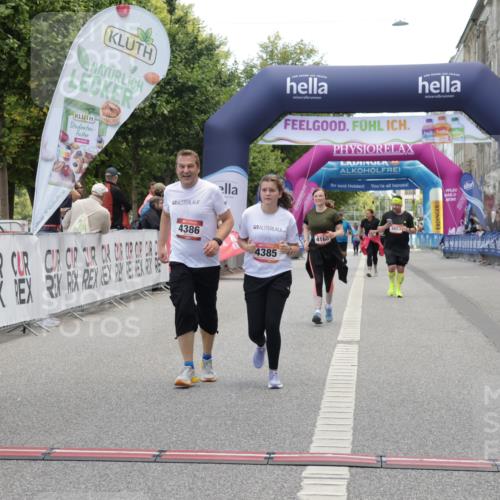 06.09.2026 - CURREX Alsterlauf Yannick Fuchs http://msf.ph/oto/10227407 06.09.2026 10:26:21 Ziel 4168, 4170, 4385, 4386, 5944 meine-sportfotos.de