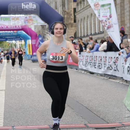 06.09.2026 - CURREX Alsterlauf Yannick Fuchs http://msf.ph/oto/10227441 06.09.2026 10:26:46 Ziel 3013, 5058 meine-sportfotos.de