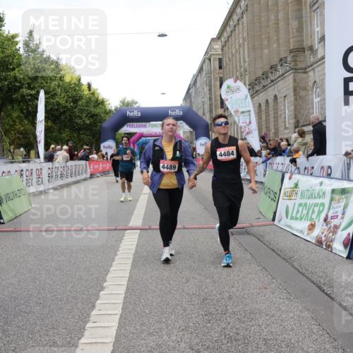 06.09.2026 - CURREX Alsterlauf Yannick Fuchs http://msf.ph/oto/10227463 06.09.2026 10:26:59 Ziel 2253, 2790, 2791, 3165, 4484, 4489, 5155, 5156 meine-sportfotos.de