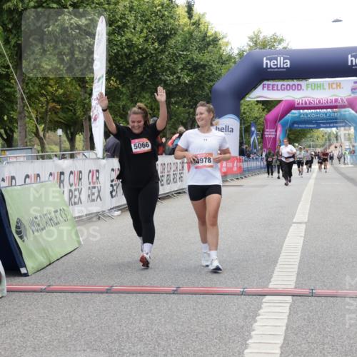 06.09.2026 - CURREX Alsterlauf Yannick Fuchs http://msf.ph/oto/10227475 06.09.2026 10:27:04 Ziel 4484, 4489, 4978, 5066, 5155, 5156 meine-sportfotos.de
