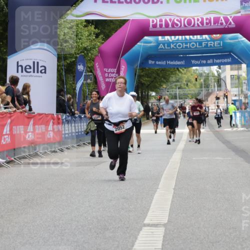 06.09.2026 - CURREX Alsterlauf Yannick Fuchs http://msf.ph/oto/10227483 06.09.2026 10:27:07 Ziel 2052, 4978, 5066, 5155, 5156 meine-sportfotos.de