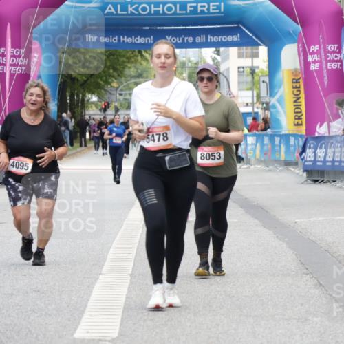 06.09.2026 - CURREX Alsterlauf Yannick Fuchs http://msf.ph/oto/10227556 06.09.2026 10:27:41 Ziel 3070, 4307, 4544, 5478 meine-sportfotos.de