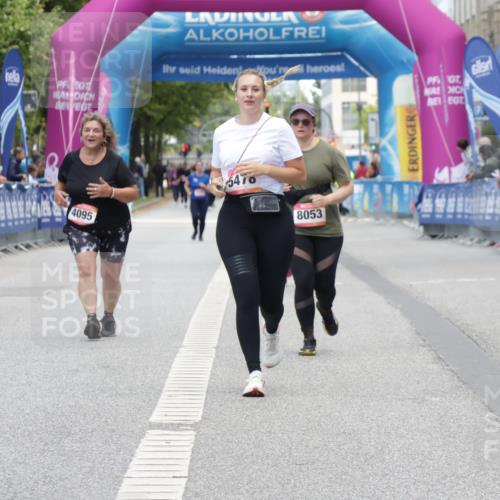 06.09.2026 - CURREX Alsterlauf Yannick Fuchs http://msf.ph/oto/10227557 06.09.2026 10:27:41 Ziel 3070, 4307, 4544, 5478 meine-sportfotos.de